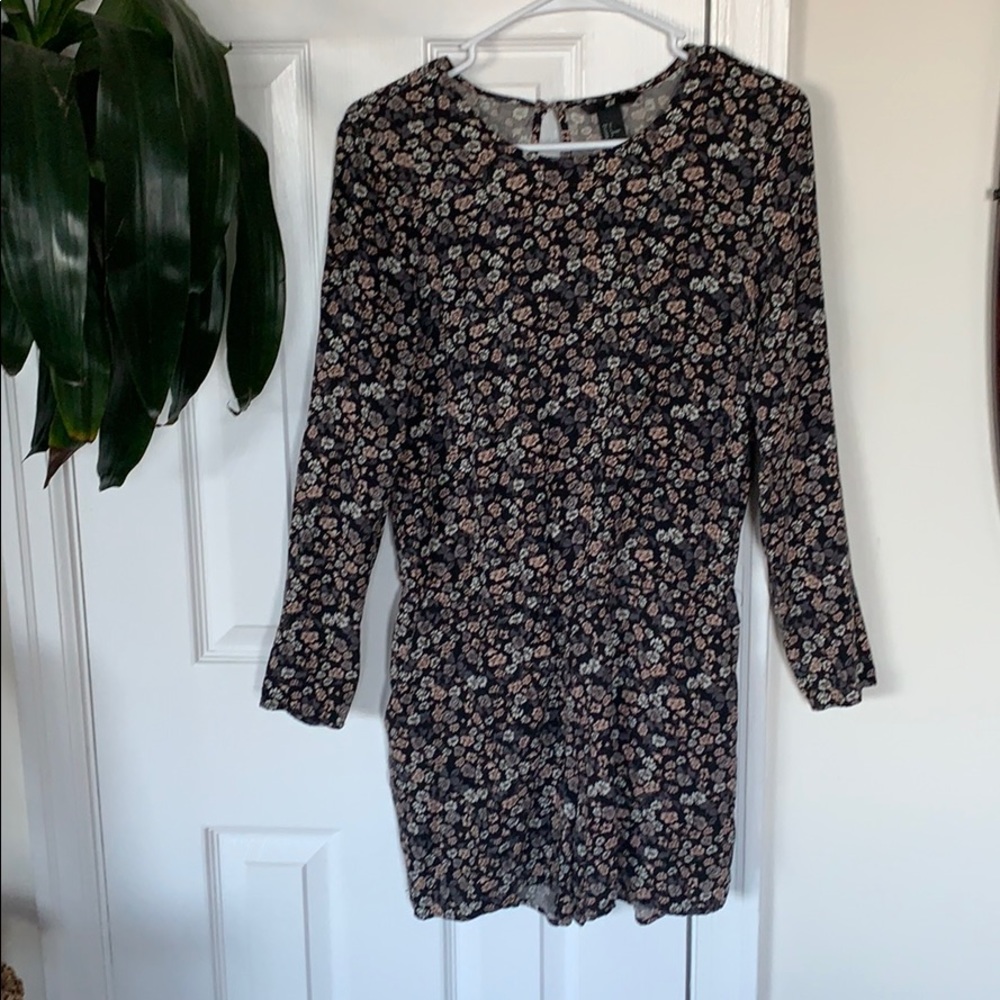 long sleeve jumper with shorts